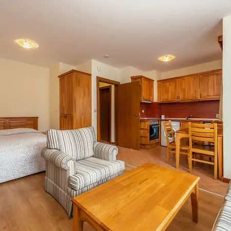 Aparthotel Pirin Golf & Country Club Complex 4*