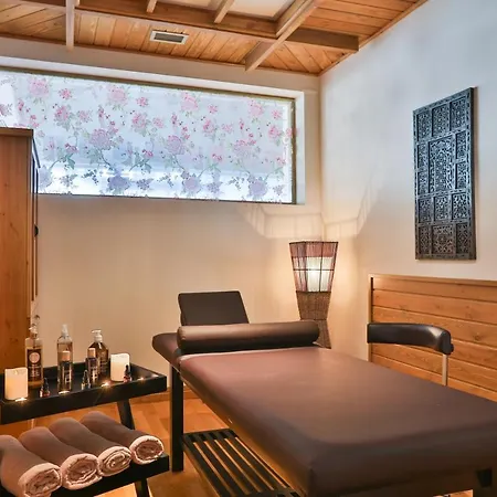 апартаментен комплекс пирин голф&кънтри клуб 4*