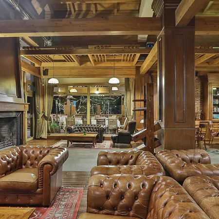 апартаментен комплекс пирин голф&кънтри клуб Банско