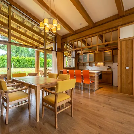 Апартхотел апартаментен комплекс пирин голф&кънтри клуб