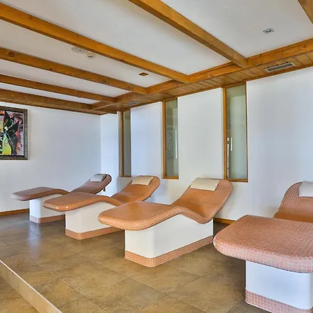 Pirin Golf & Country Club Complex Apartmanhotel 4*