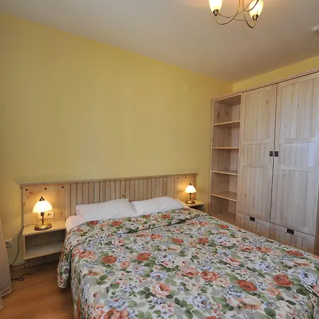 مجمع بيرين غولف آند كانتري كلوب هوليداي أبارتمتنت بانسكو