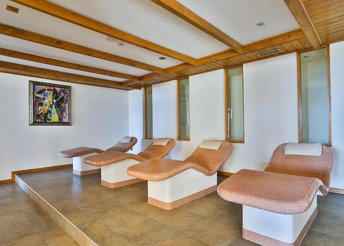 Pirin Golf & Country Club Complex Lägenhetshotell 4*