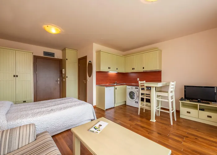 Pirin Golf & Country Club Complex Апарт-отель 4*